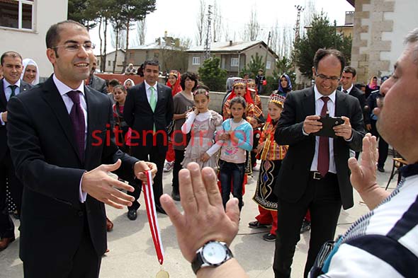 hafik 23 nisan 3