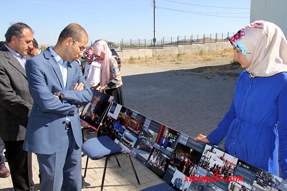 sivasin-hafik-ilcesinde-fetullahci-teror-orgutunun-feto-darbe-girisimi-sirasinda-sehit-olanlarin-ve-yasanan-olaylarin-fotograflarinin-yer-aldigi-sergi-acildi